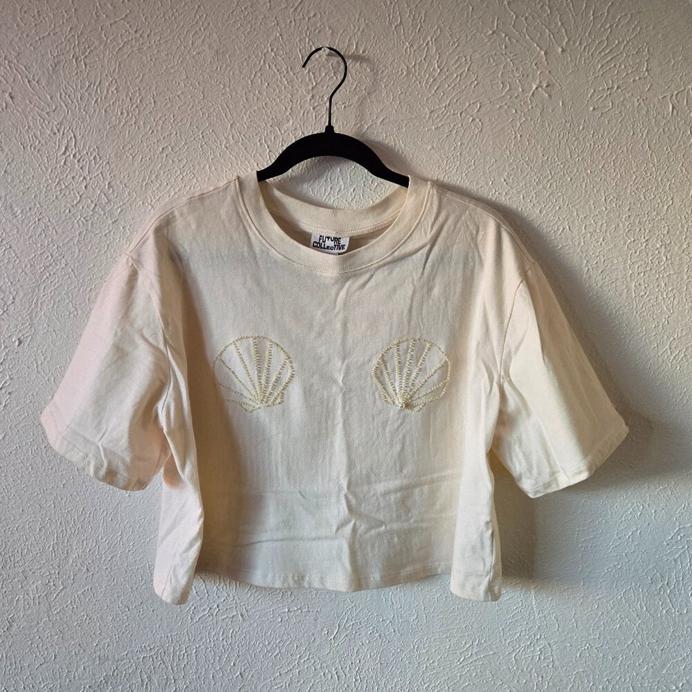 Shell Embroidered Crop Top in Cream - Unbranded